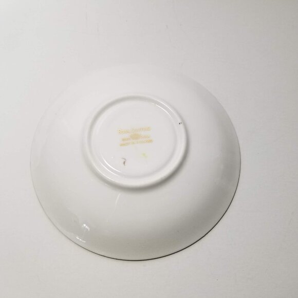 Vintage Royal Stafford tea cup and saucer gold bone china made in England - Picture 9 of 9